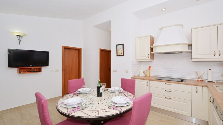 Apartamentos Gem Of The Sea Alenka