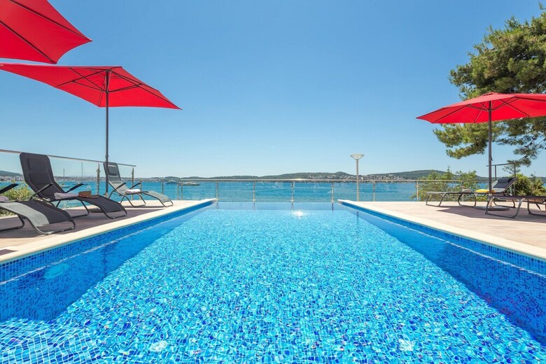 Apartamentos Gem Of The Sea Alenka