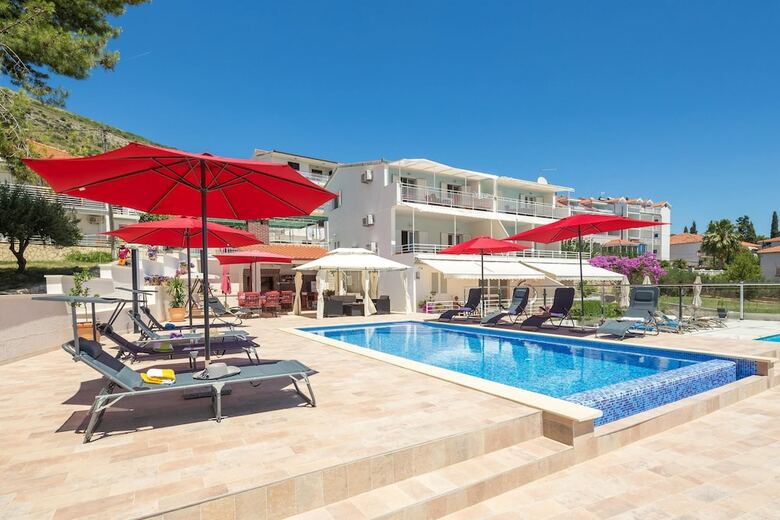 Apartamentos Gem Of The Sea Alenka