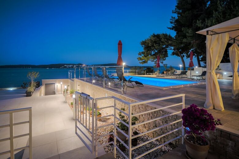 Apartamentos Gem Of The Sea Alenka