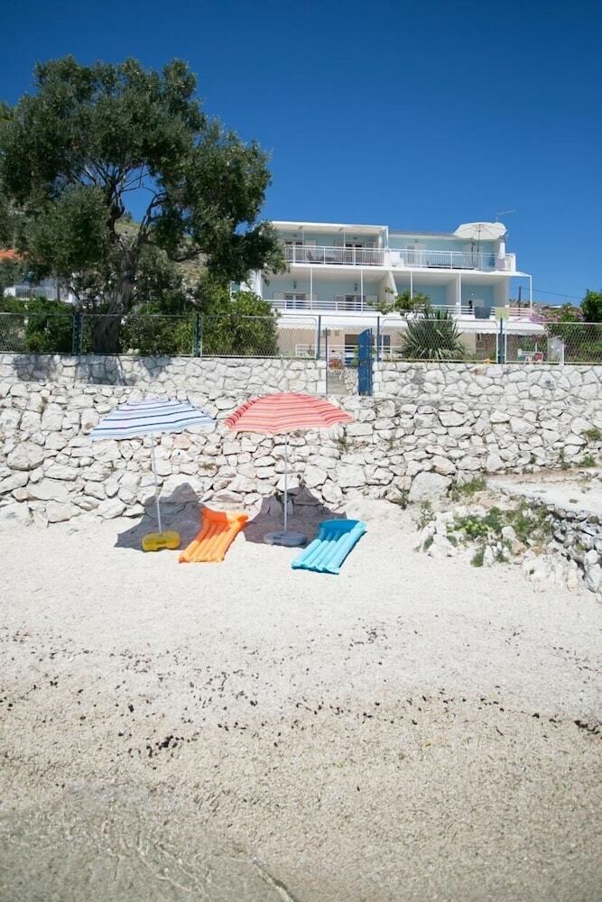 Apartamentos Gem Of The Sea Alenka