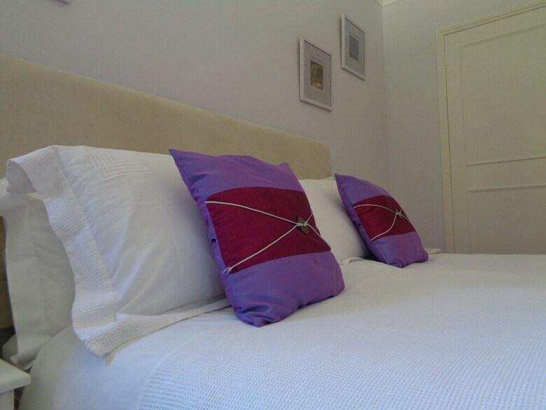 Ashen Bank B&B