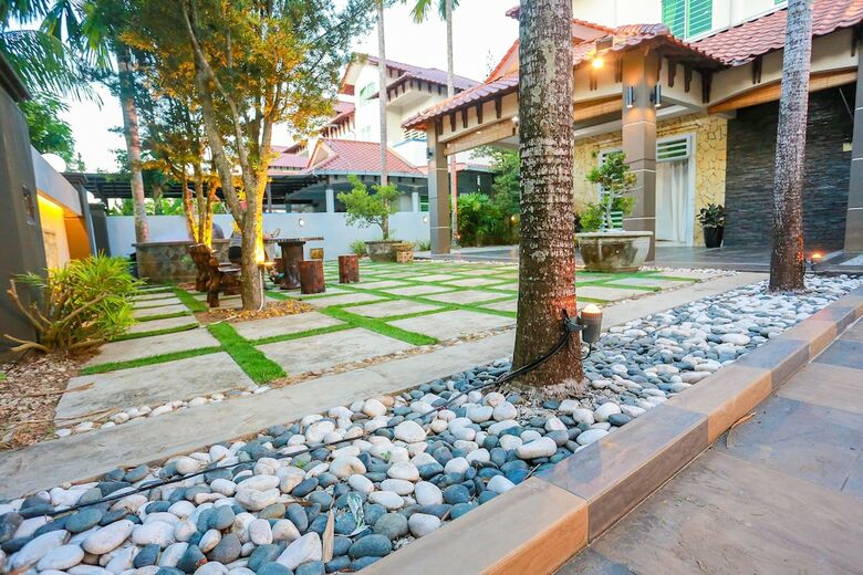 Bersatu Homestay