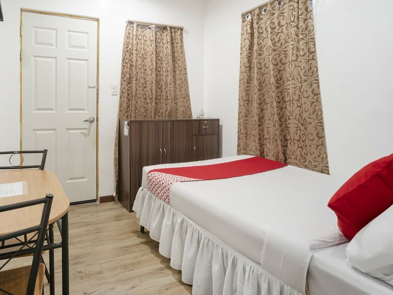 Hostal Oyo 552 Vines Ape Nap Hostel