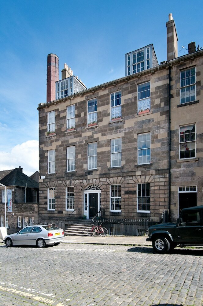 363 Union Street Apartment