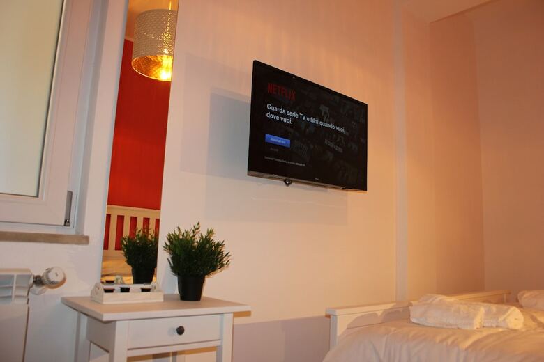 Roman Sunrise Rooms
