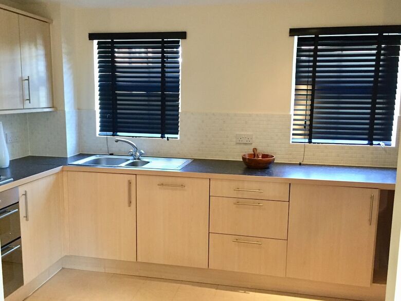 Modern 2 Bed Apartment In Southampton