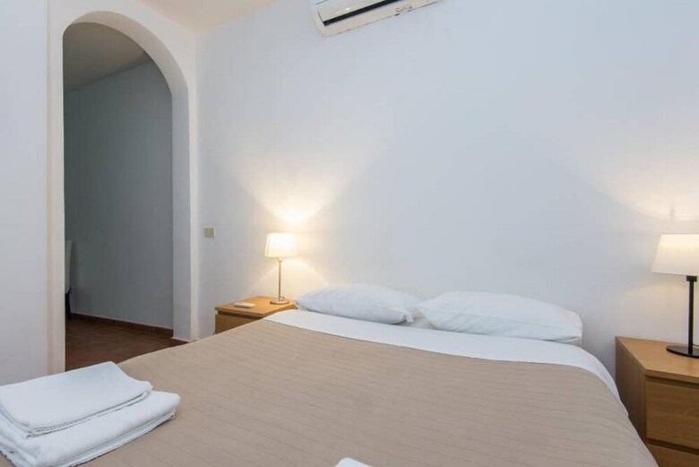 Rsh Corso Two Bedroom Apartment