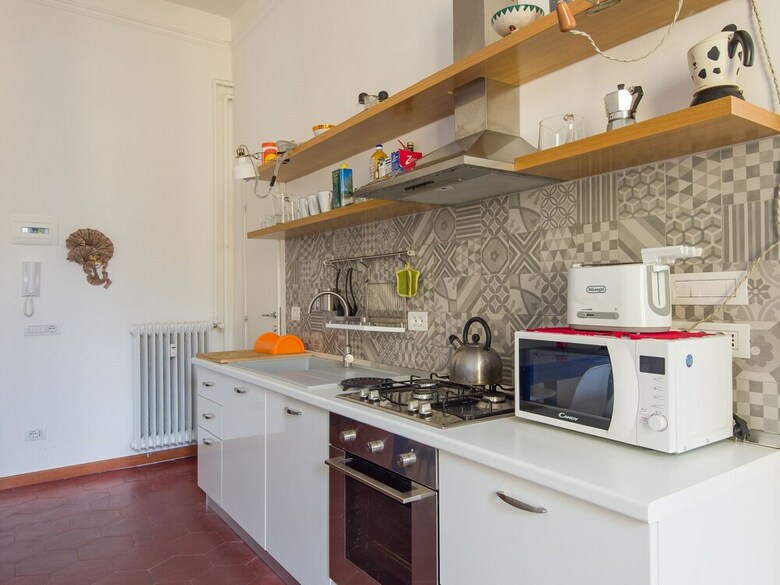 Rsh Bright Vatican Apartment