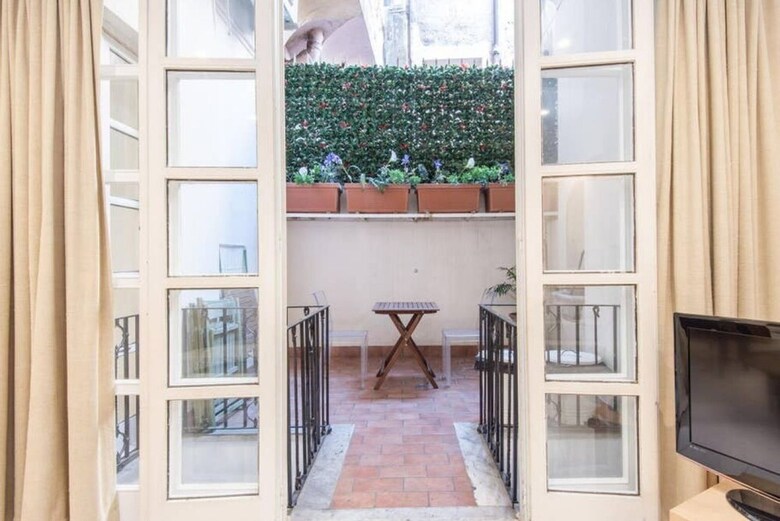 Rsh Giulia Penthouse Apartment