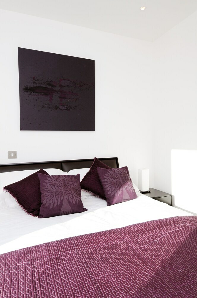 273 Simpson's Loan Apartment