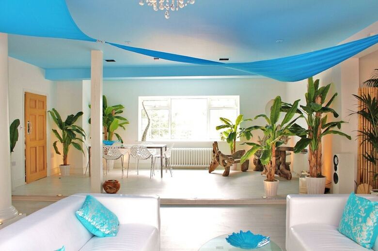 The Beach Sun Retreat