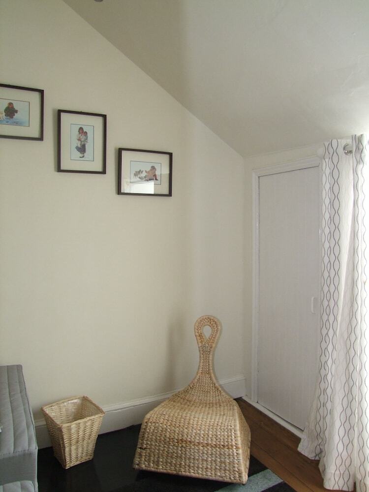 331 Brandon Street Apartment