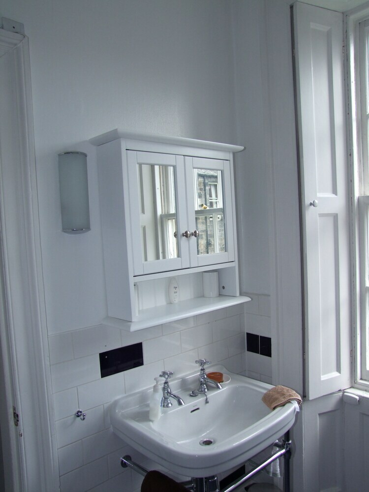 331 Brandon Street Apartment