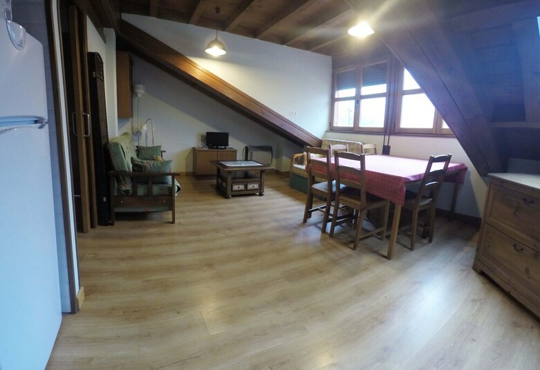 Agroturismo Alojamientos Vallanu