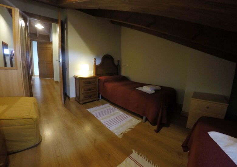 Agroturismo Alojamientos Vallanu