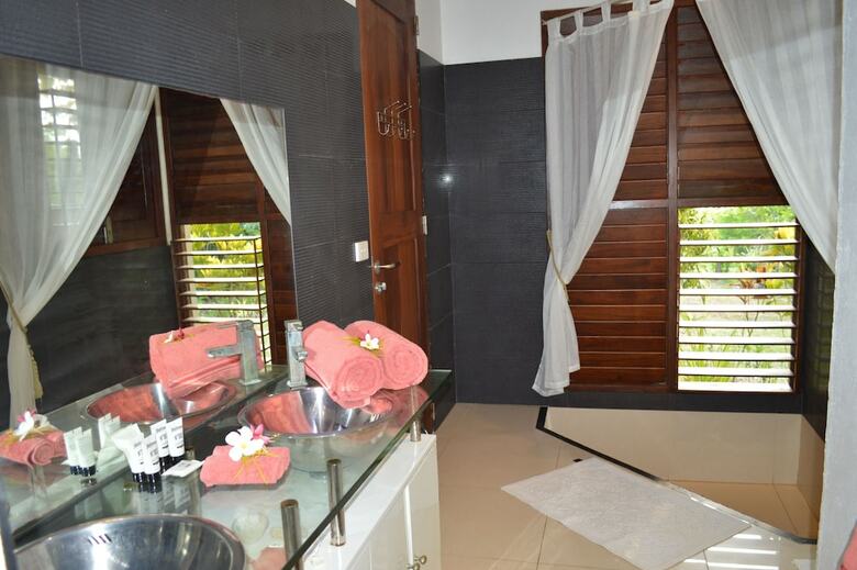 Sentosa West Villa
