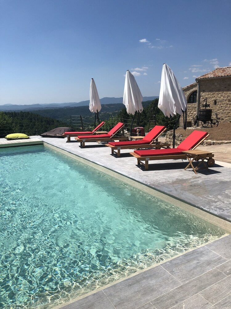Hotel Le Pressoir de La Dev�ze