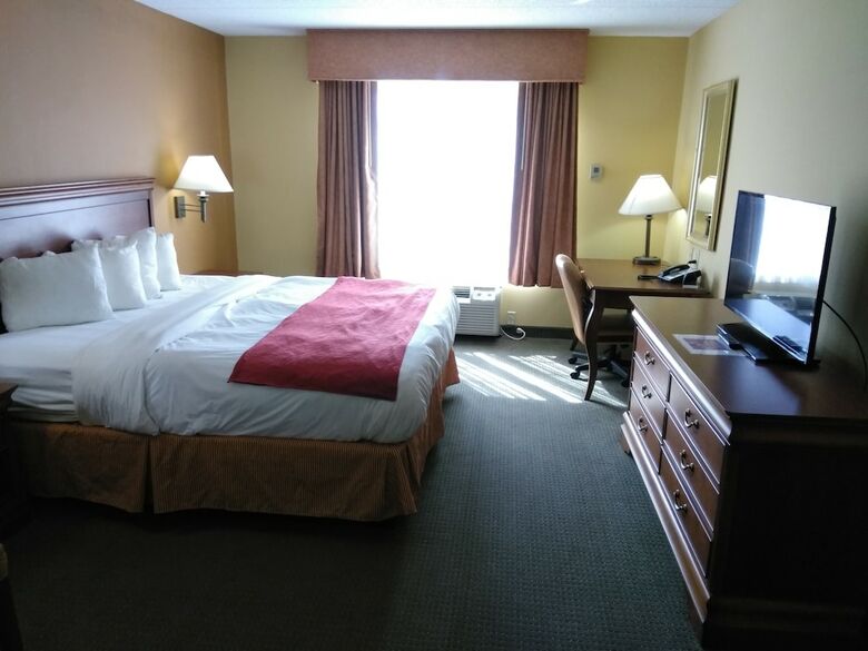 Hotel Baymont By Wyndham Clinton