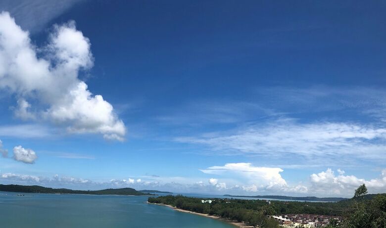 Sealong Bay Zhongqi Conifer Hotel