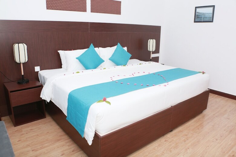 Sealong Bay Zhongqi Conifer Hotel