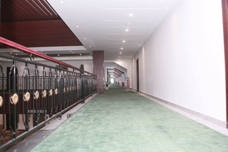 Sealong Bay Zhongqi Conifer Hotel