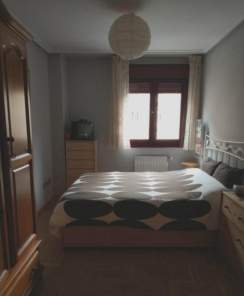 Apartment With 4 Bedrooms In Oviedo, With Balcony