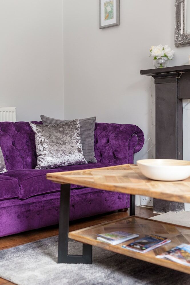 412: Regent Place Apartment