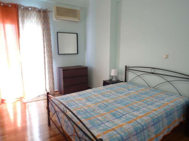 Modern Traditional Central Apartment