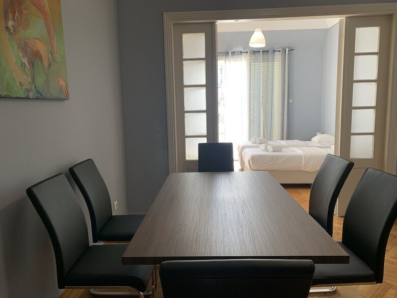 Downtown Adorable Apartment