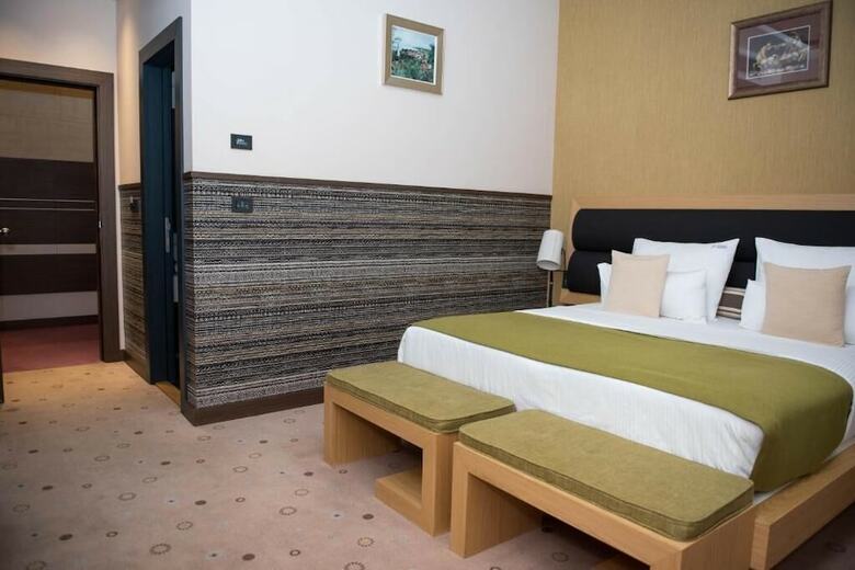 Hotel Atera Business Suites
