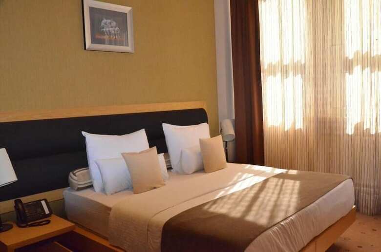 Hotel Atera Business Suites