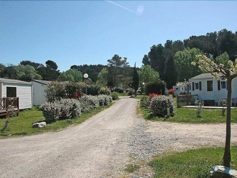 Camping Le Vallon Des Cigales