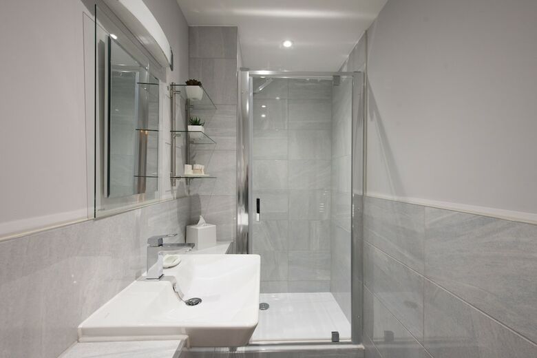 Space Apartments Modern Luxury 1 Bed