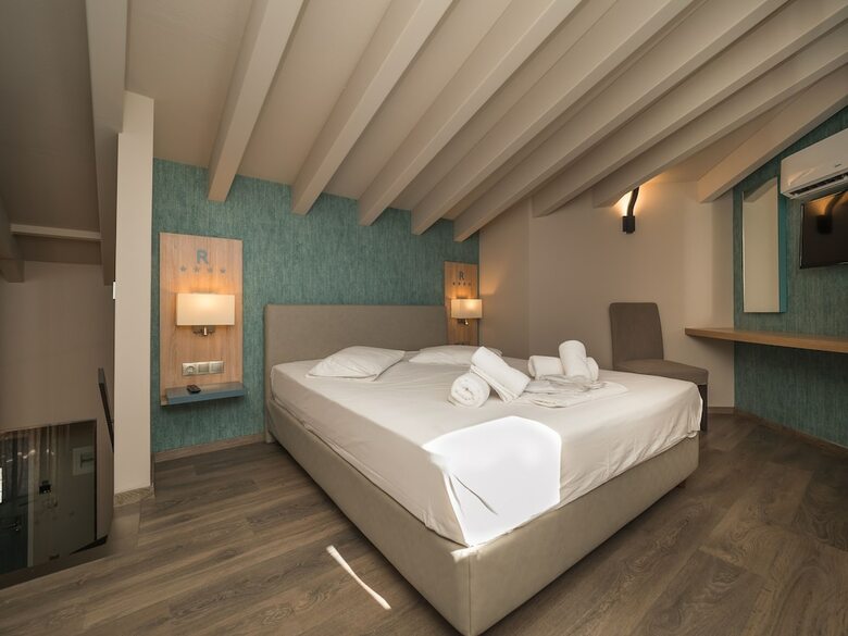 Hotel Paradise Resort