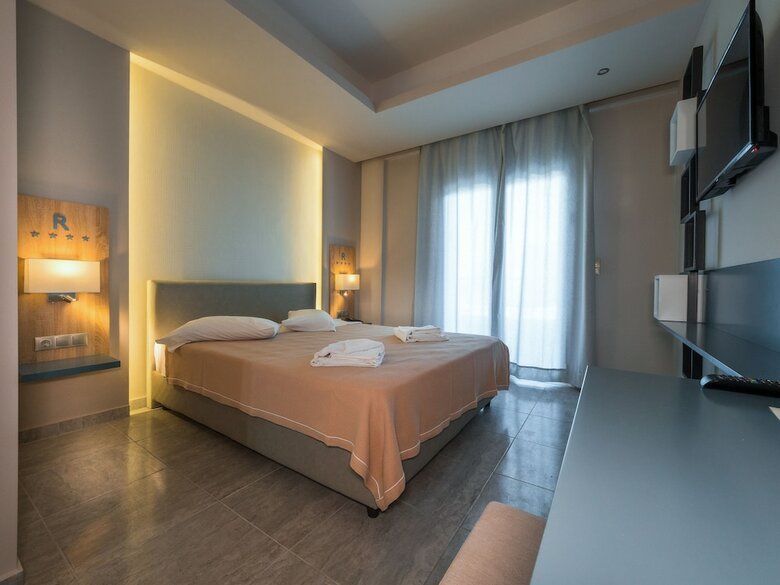 Hotel Paradise Resort