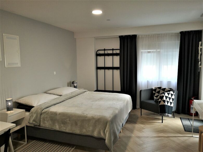 Hotel Rooms At Zajceva 34