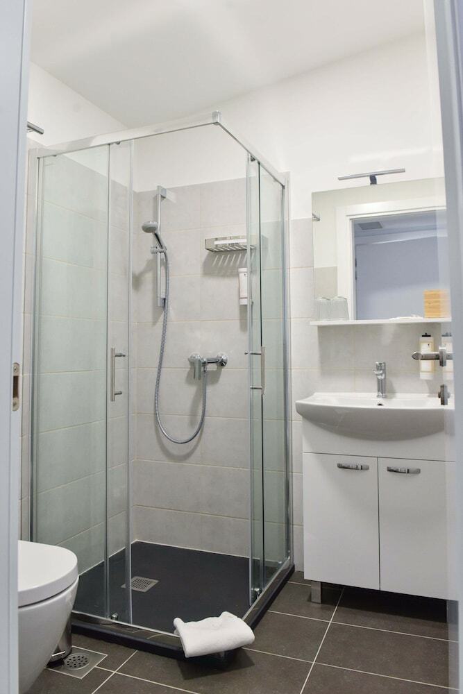 Hotel Rooms At Zajceva 34
