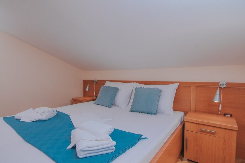 Pool Apartments Tolo