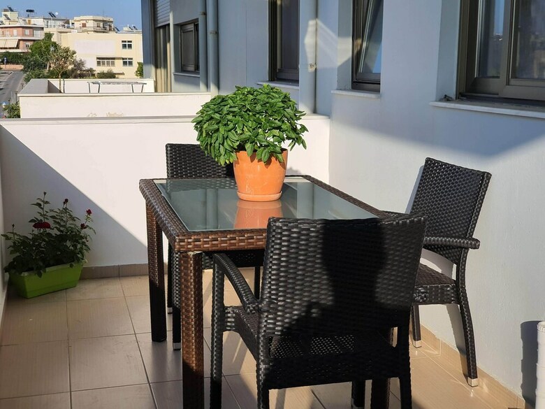 Iriana's Apartment In Center 2