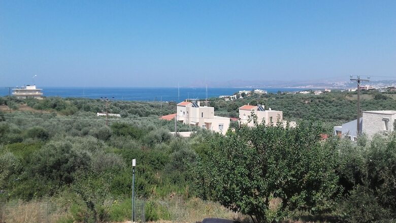 Iro's Sea View Apartments