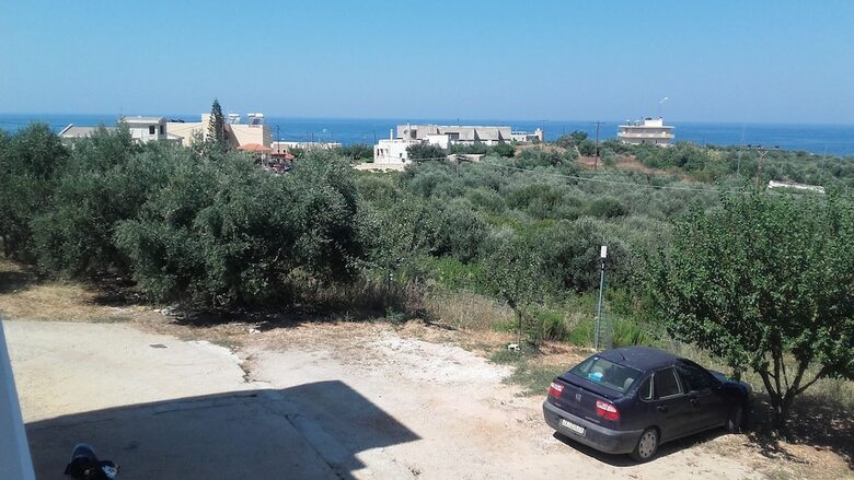 Iro's Sea View Apartments