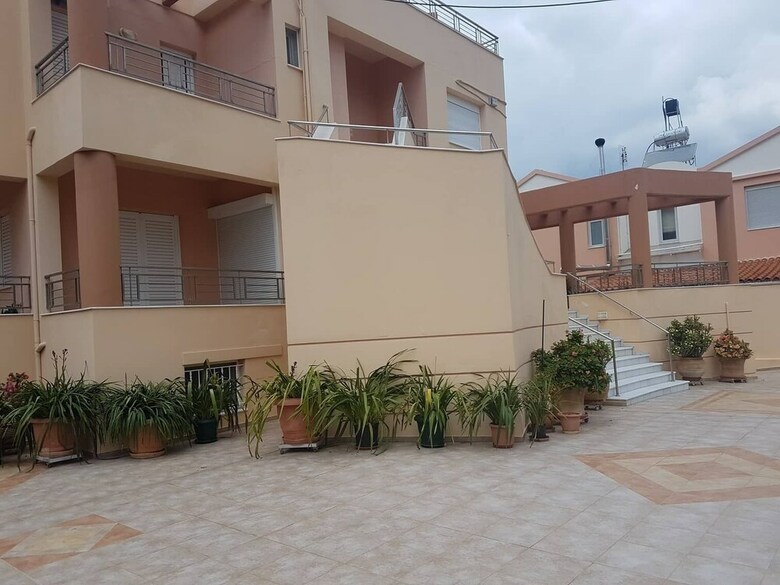 Ria's Sea View Apartment
