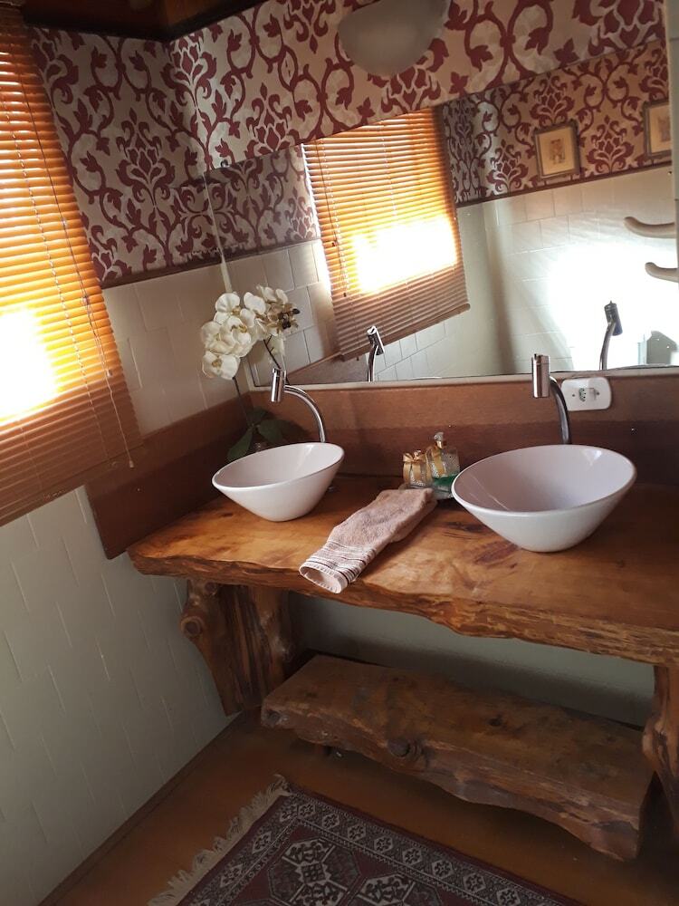 Casa de Valentina Com Espa�o Gourmet