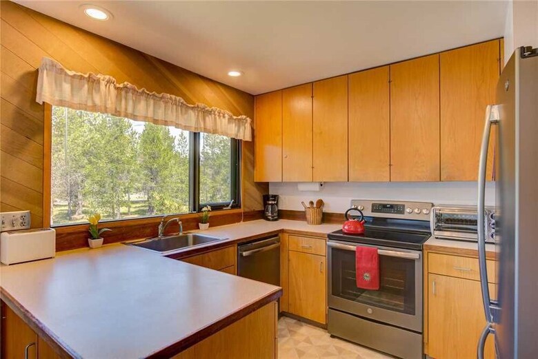Meadow House 71