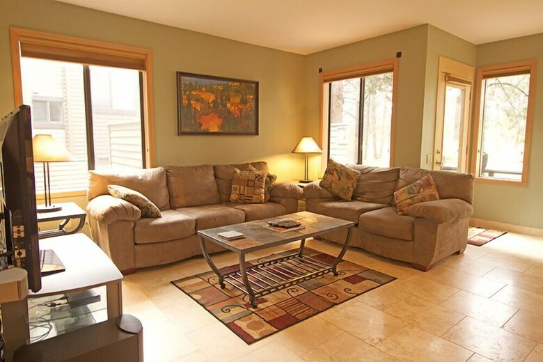 Apartamentos Eaglewood Condominium 8