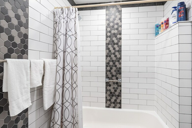 Emmanuel Luxury Living
