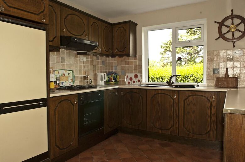 Paddy Staffs Cottage
