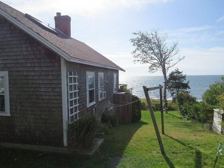 16 Flakeyard Way - Four Bedroom House