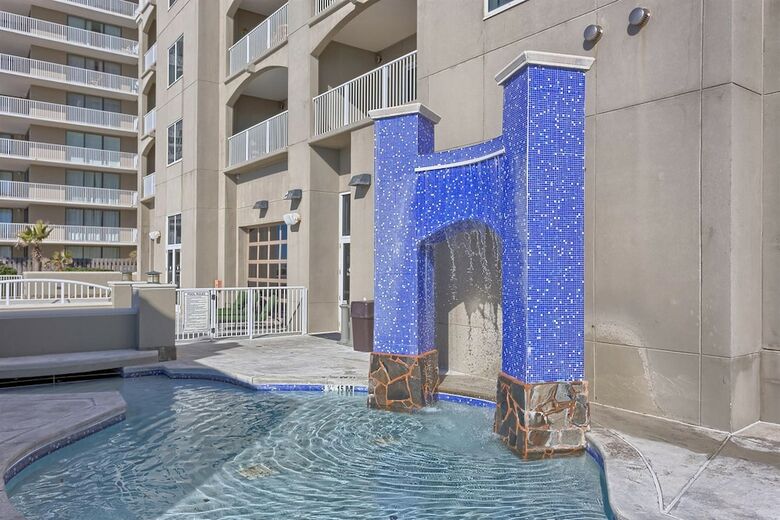 Escapes To The Shores By Meyer Vacation Rentals